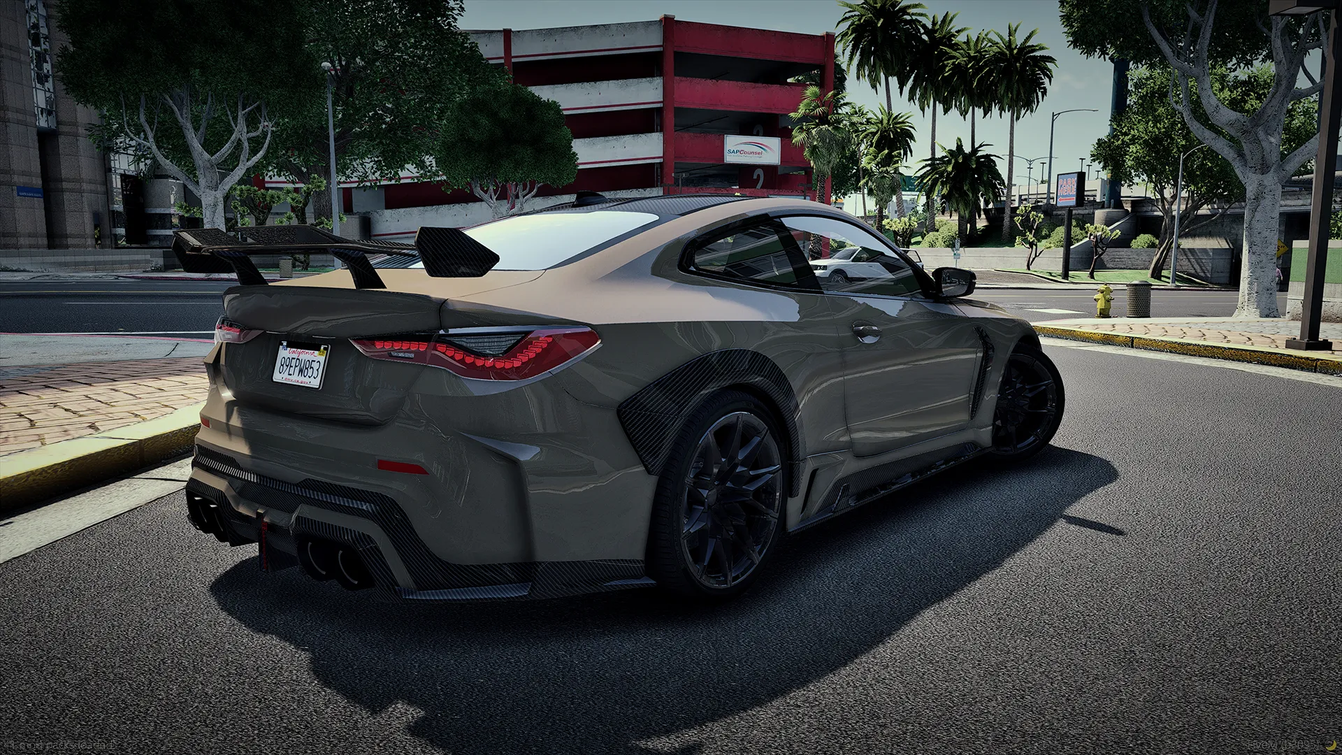 BMW M4 (G82)