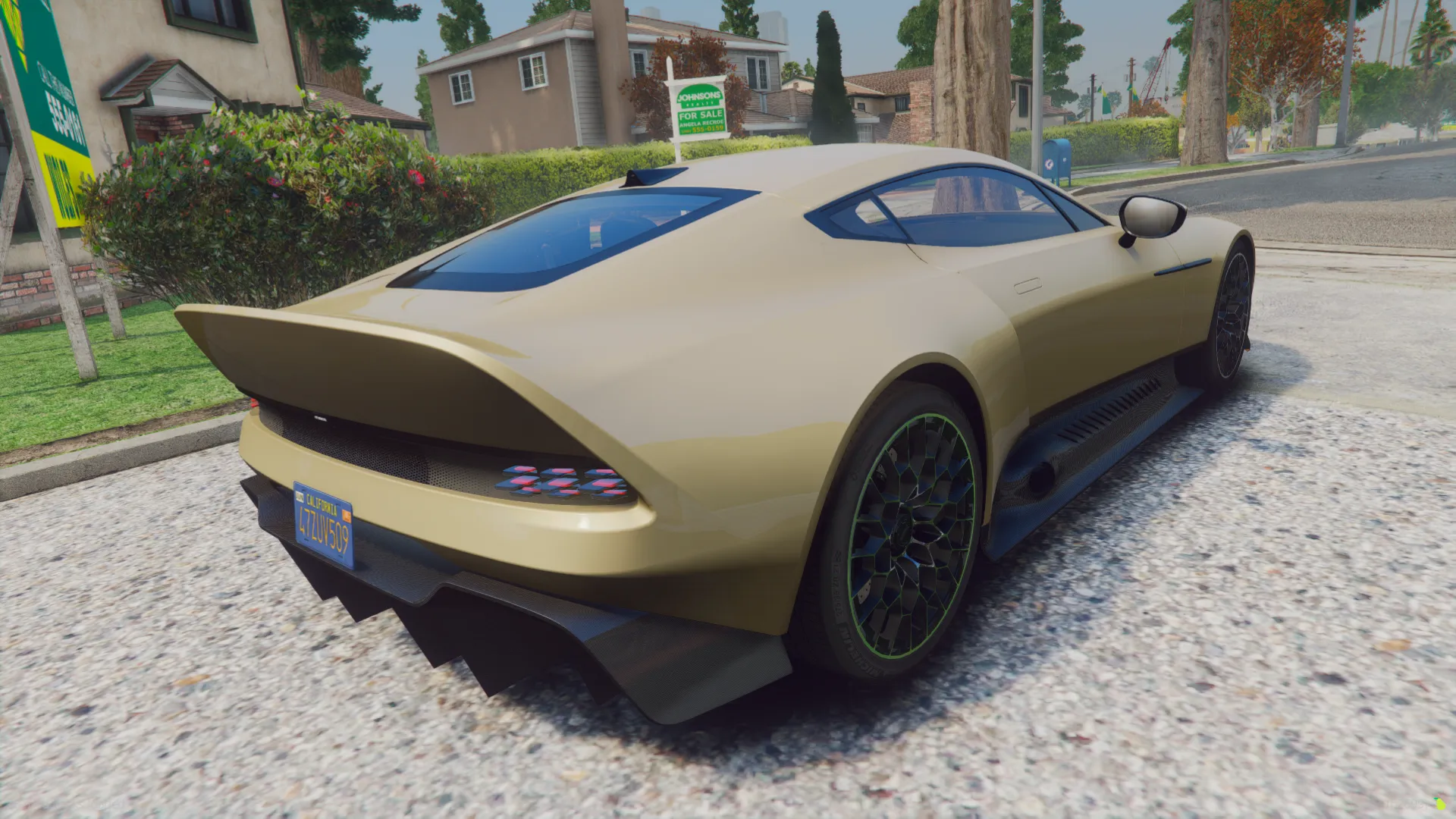 Aston Martin Victor